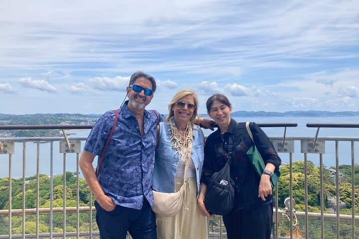 Private Enoshima and Kamakura Custom Walking Tour