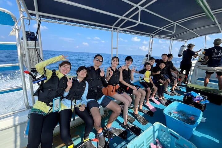 Okinawa Iriomote Snorkeling Tour at Coral Island — photo 2