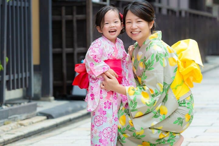 Kyoto Kimono & Yukata Rental to enjoy stylish tradition — photo 10