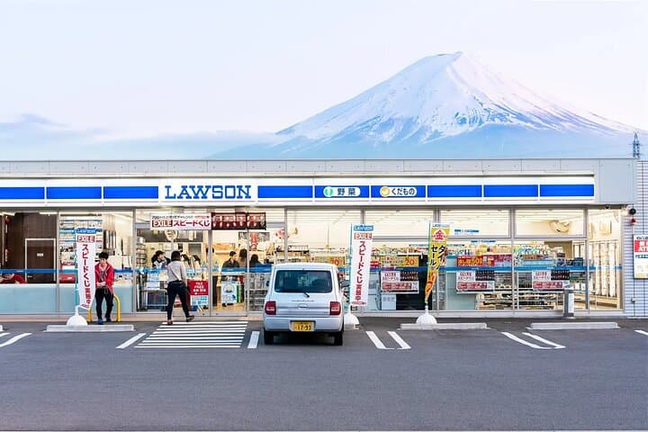 Mt Fuji Tour to Oshino, Kawaguchiko Cable Car & Matcha Experience — photo 9
