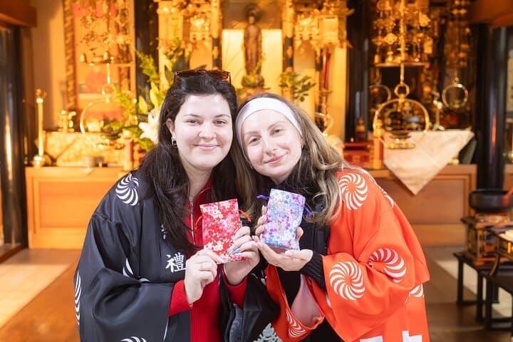 Traditional Japanese Temple Calligraphy Experience — photo 8