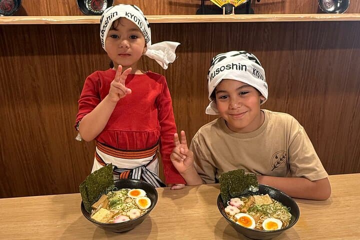 Kyoto: Paint Your Own Ramen Bowl & Michelin Ramen Class — photo 6