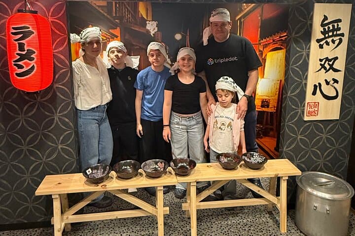 Kyoto: Paint Your Own Ramen Bowl & Michelin Ramen Class — photo 16