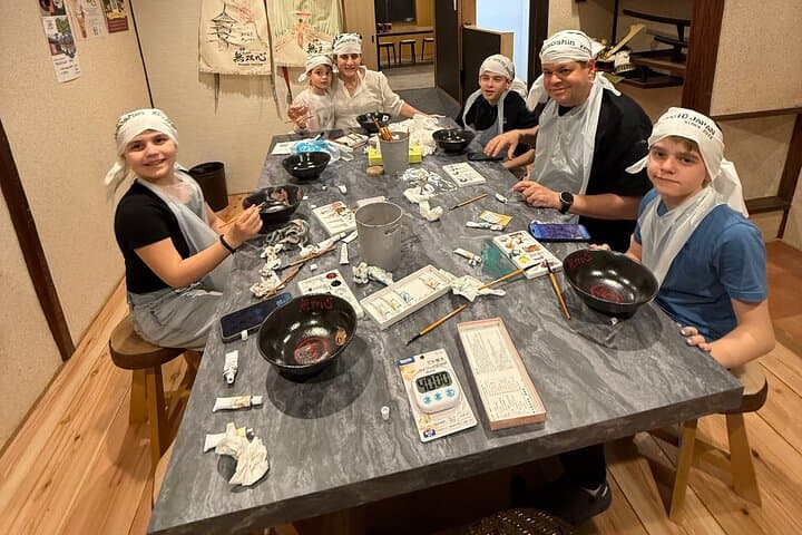 Kyoto: Paint Your Own Ramen Bowl & Michelin Ramen Class — photo 17