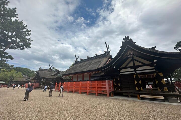 Osaka’s Hidden Gem: Sumiyoshi Taisha Shrine Tour in 90 Minutes — photo 9