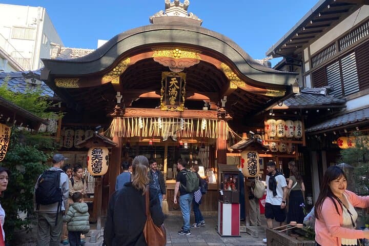 Discover the Secrets of Fushimi Inari and Gion with a Local Guide — photo 9