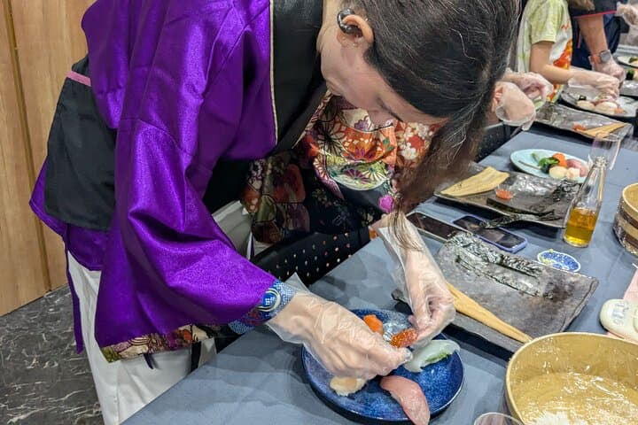 Sushi Making Experience Luxury Course in Kyoto — photo 14