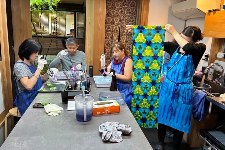 Arimatsu Shibori Craft Experience Tour guided by Friendly Locals — photo 7