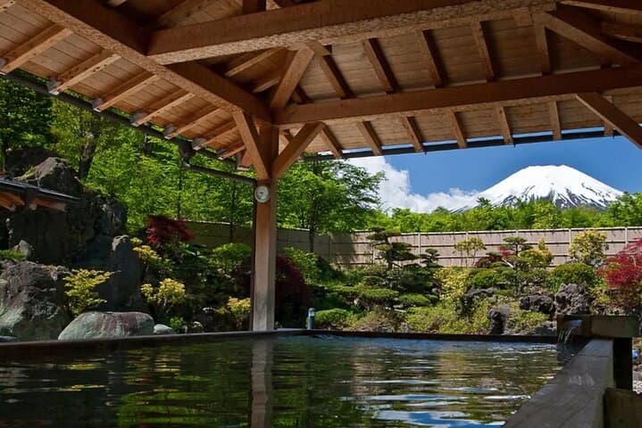 Mt Fuji Lake Kawaguchi and Yamanakako Onsen Tour from Tokyo — photo 7