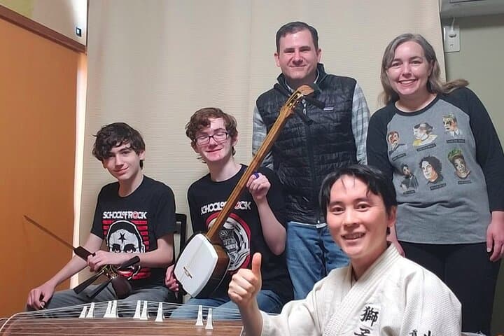 Japanaese tradtional Tsugaru Shamisen music lesson in Tokyo — photo 4