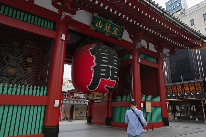 Tokyo : Hand-Roll Sushi Class, Skytree view & Asakusa Tour — photo 10