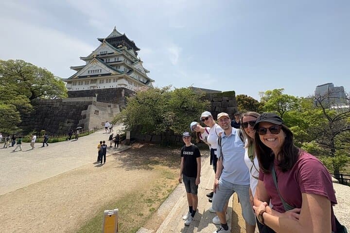 5-Hour Osaka Bike Tour to the Neighborhood of Osaka Castle — photo 6
