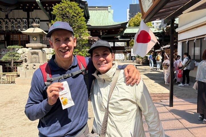 5-Hour Osaka Bike Tour to the Neighborhood of Osaka Castle — photo 4