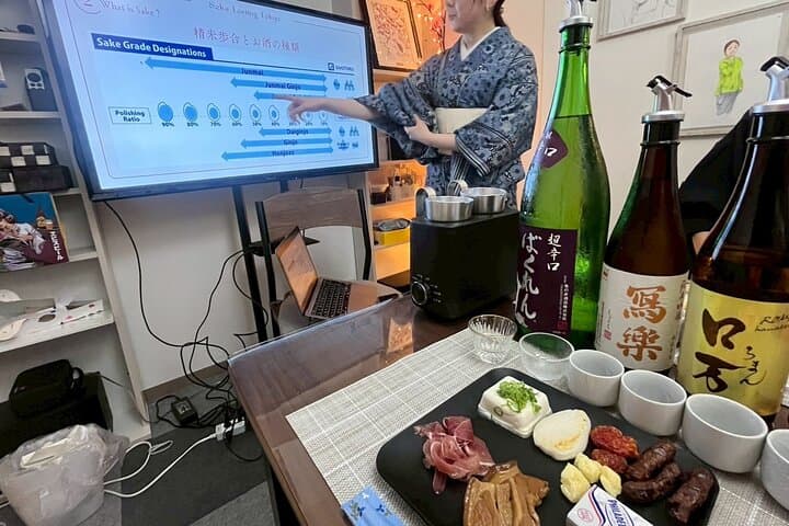 Japanese Sake Tasting and Masu Crafting Experience in Tokyo — photo 8