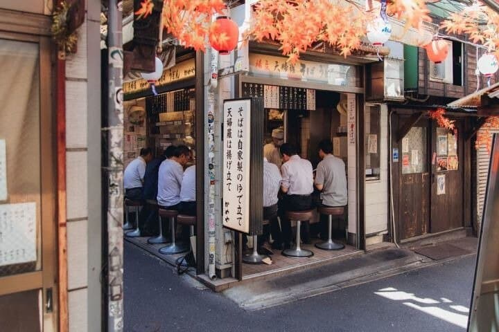 Tokyo After 5pm Pub Crawling in Ginza — photo 2