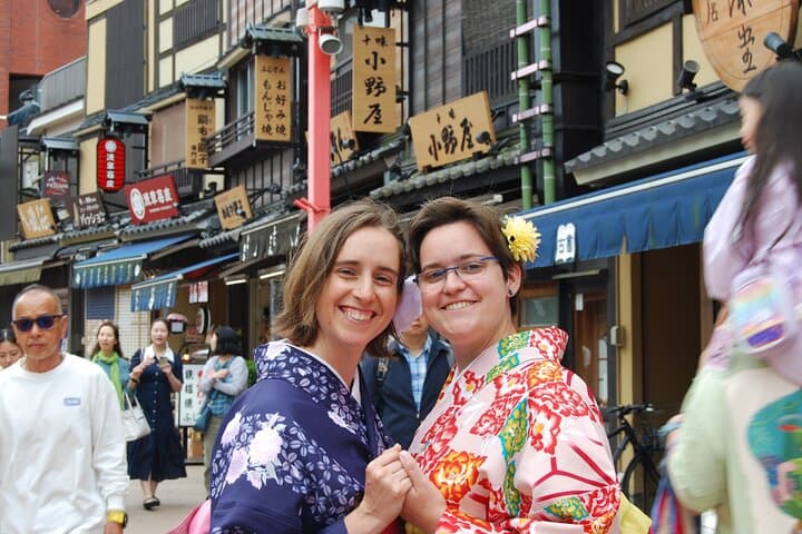 Tokyo: Kimono Experience -Photoshoot at Asakusa temple — photo 4