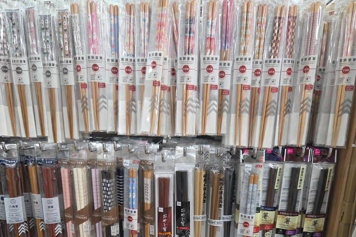 Tokyo Pop Culture Deep Dive: 100 Yen Shop & Gachapon Exploration — photo 13