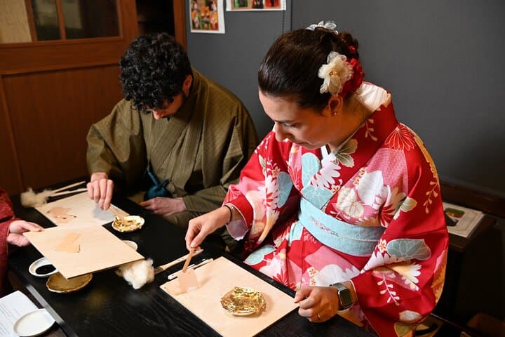 Elegant Tea Ceremony While Wearing Kimono Experience in Kyoto — photo 7
