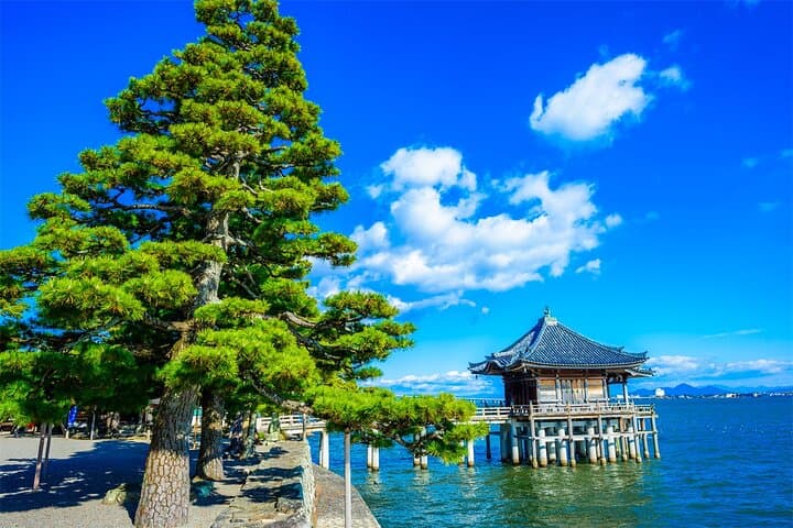 Lake Biwa Tour: Shirahige Shrine, Ukimido ,La Collina Omihachiman — photo 12
