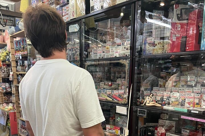 Osaka : Private This is the one! Personalized Anime Shopping Tour — photo 9