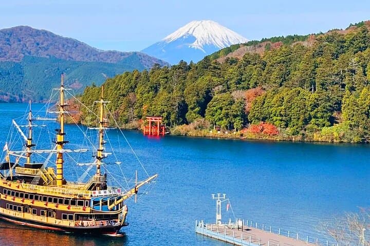 Mt Fuji & Hakone Scenic Day Tour with Lake Ashi Cruise & Ropeway — photo 12