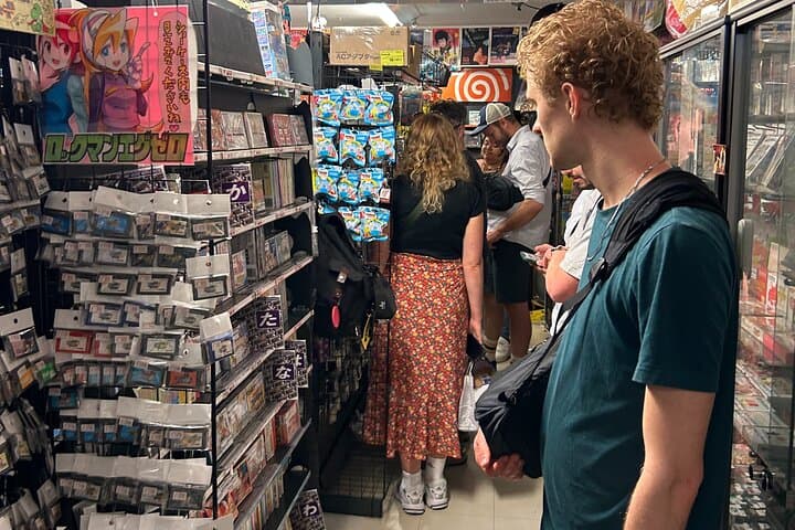 Akihabara Pop Culture Tour with Maid Café and UFO Catcher Fun — photo 7