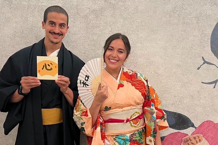 Osaka: Tea Ceremony, Calligraphy, and Kimono Experience — photo 7