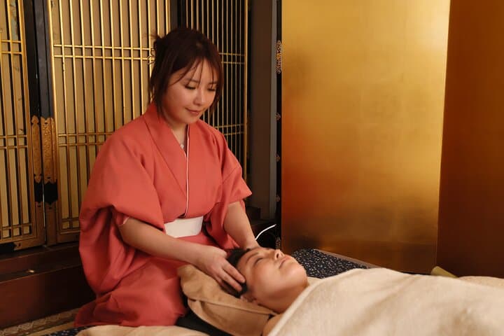 Osaka Temple Zen Meditation Spa Facial and Macha Experience — photo 6