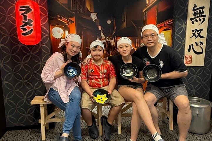 Ramen Bowl Painting & Cooking in Gion, Kyoto — photo 8