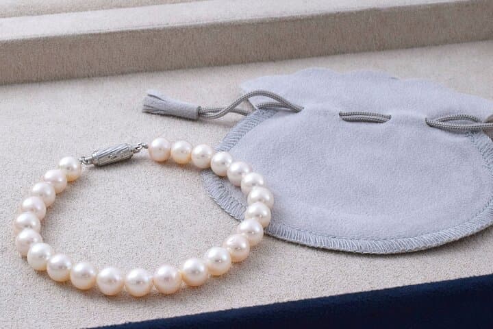Create Your Own Akoya Pearl Bracelet in Kyoto — photo 3