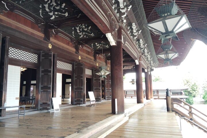Kyoto: Higashi Honganji Temple & Garden Walk from Kyoto Station — photo 14