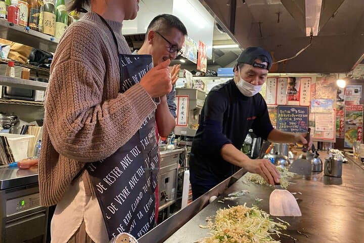 Hiroshima Peace Bicycle Tour and Okonomiyaki Dinner — photo 4