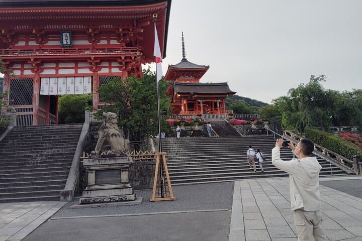 Kyoto: Sunrise Serenity at the Sacred Kiyomizu-dera Temple — photo 8