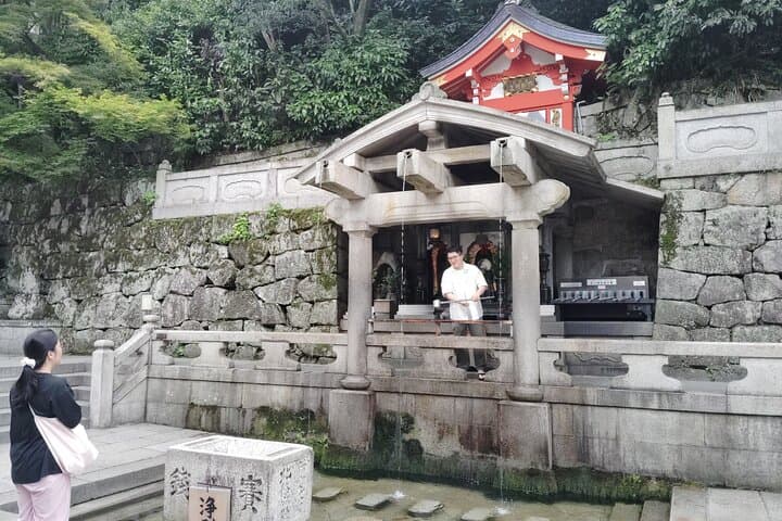 Kyoto: Sunrise Serenity at the Sacred Kiyomizu-dera Temple — photo 15