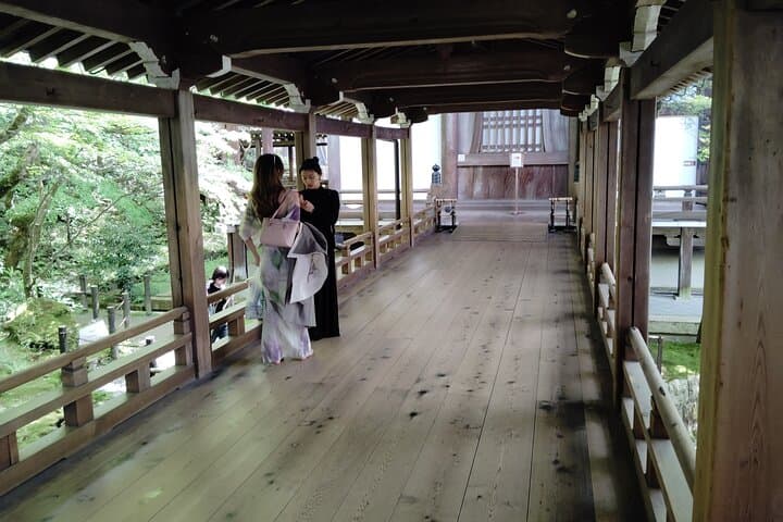 Kyoto: Serene Stroll Through Eikando’s Timeless Temple Paths — photo 15
