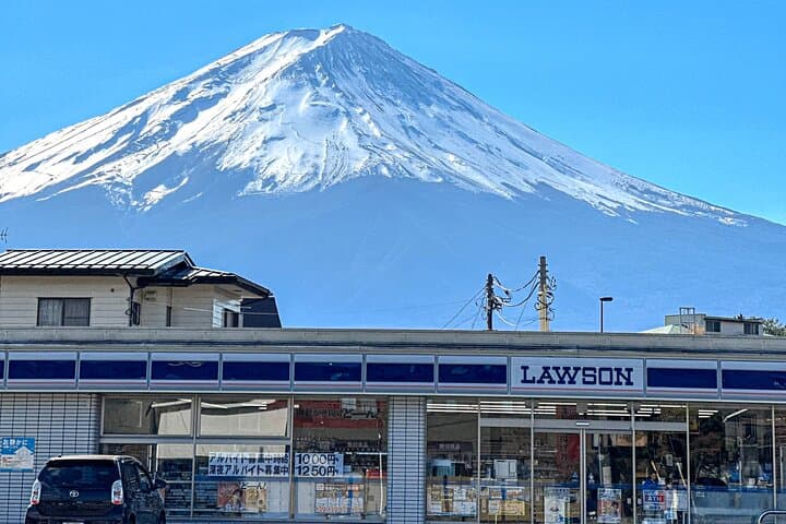 Mt. Fuji Signature 6 Scenic Spots One Day Tour from Tokyo — photo 18