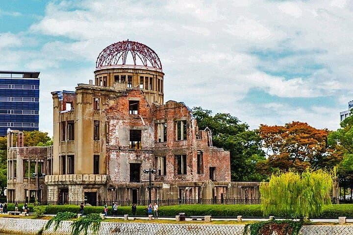 Hiroshima Private Tour: Beyond the Bomb & Hidden Stories — photo 5