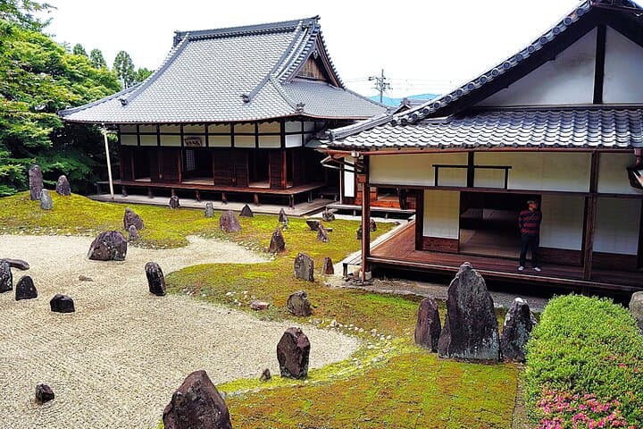 Kyoto: Tofuku-ji Temple and Komyo-in Guided Walking Tour — photo 18