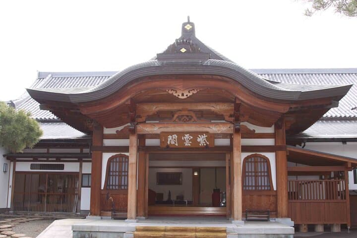 Zenkoji Temple and Sake Tasting Private Tour from Nagano — photo 8