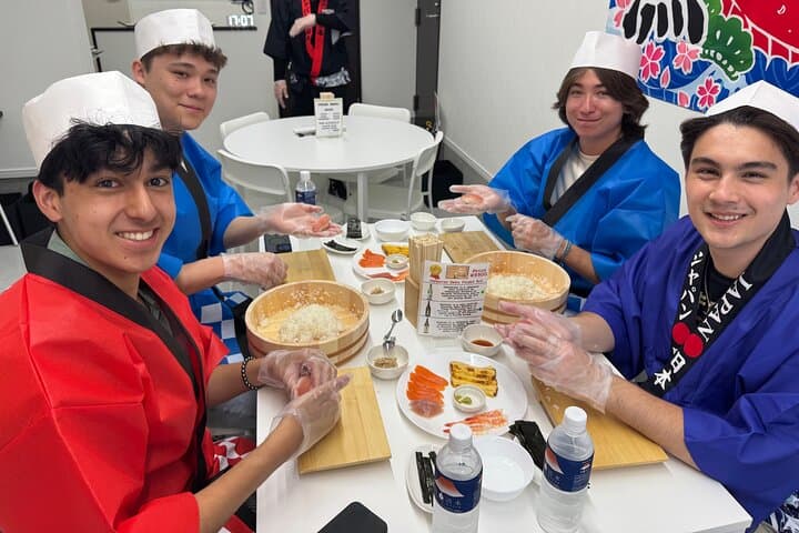 Osaka Sushimaking Experience — photo 7