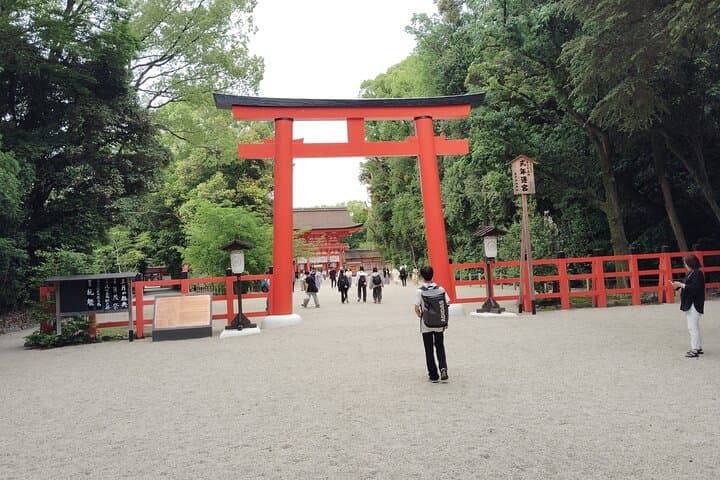 Kyoto: Kamigamo and Shimogamo Shrines Guided Tour 3h — photo 13