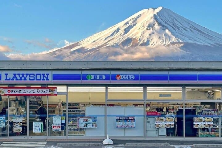 From Tokyo: Top 5 Scenic Spots of Mount Fuji Full-Day Tour — photo 9
