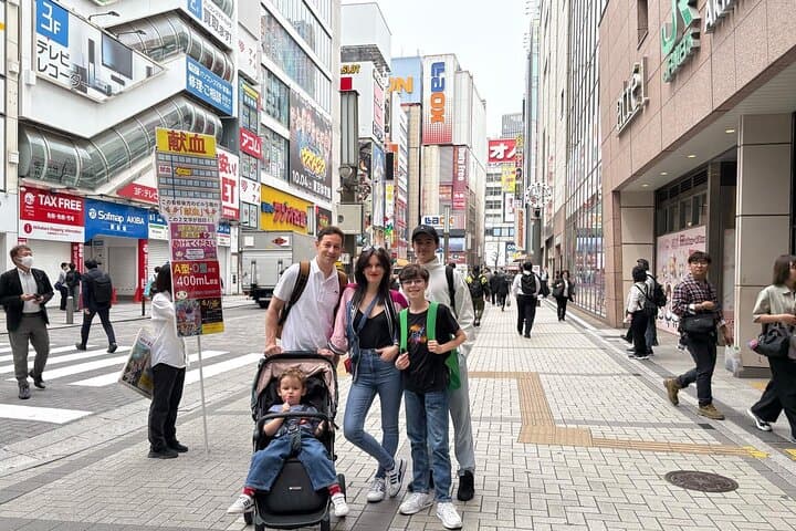 100% PRIVATE Anime, Manga, Game & Pop Culture Tour in Akihabara — photo 3