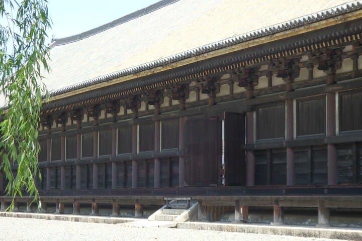 Kyoto: 1,001 Kannon Statues at Sanjūsangen-dō Temple — photo 7