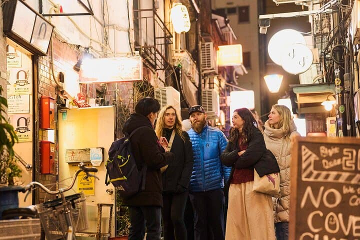 Tokyo Shinjuku Historical & Backstreets Walking Tour — photo 7