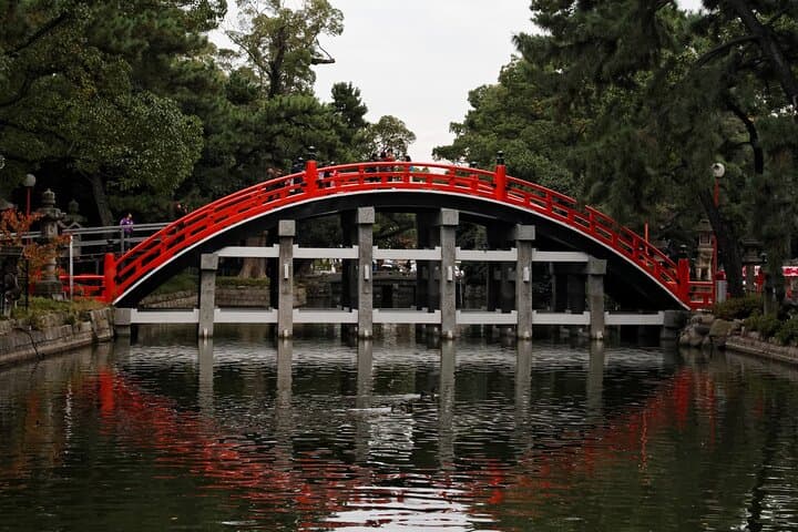 Customizable Osaka Historical Full Day Walking Tour — photo 14