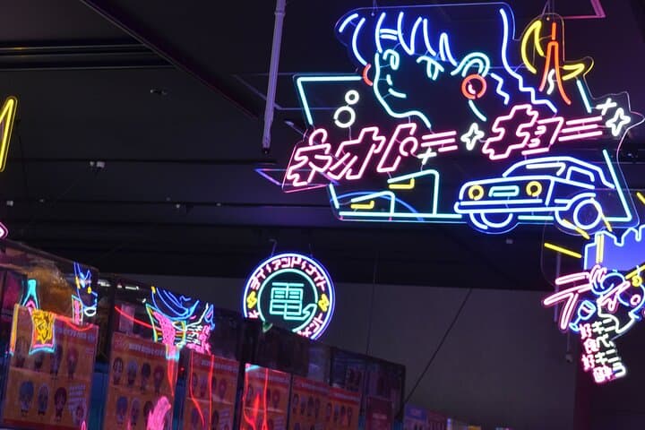 Tokyo After Dark Shinjuku Tour of Tradition and Pop Culture — photo 5