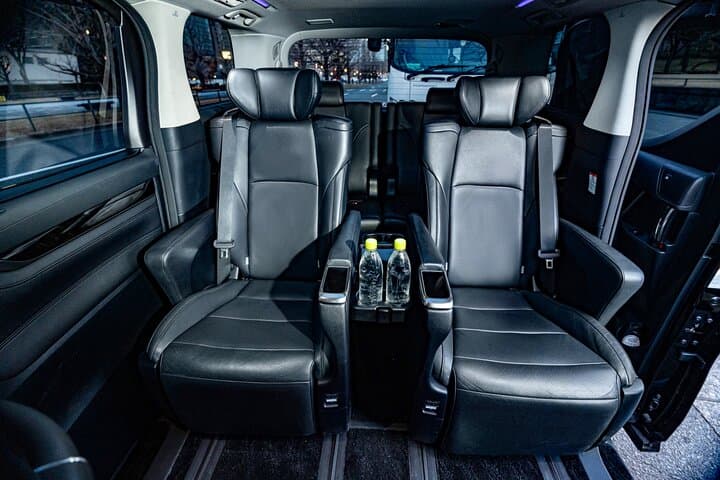 Tokyo to/from Narita (NRT): Private Van Transfer (One-Way) — photo 2