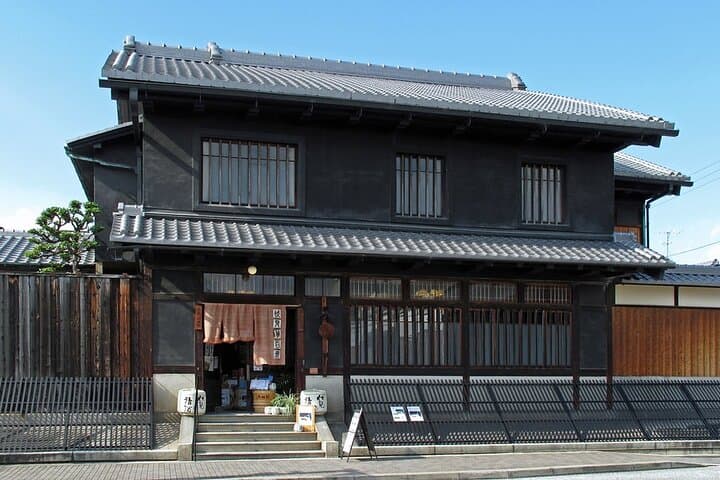 Fushimi Kyoto Walking Tour with Sake Tasting and Canal Boat Ride — photo 5