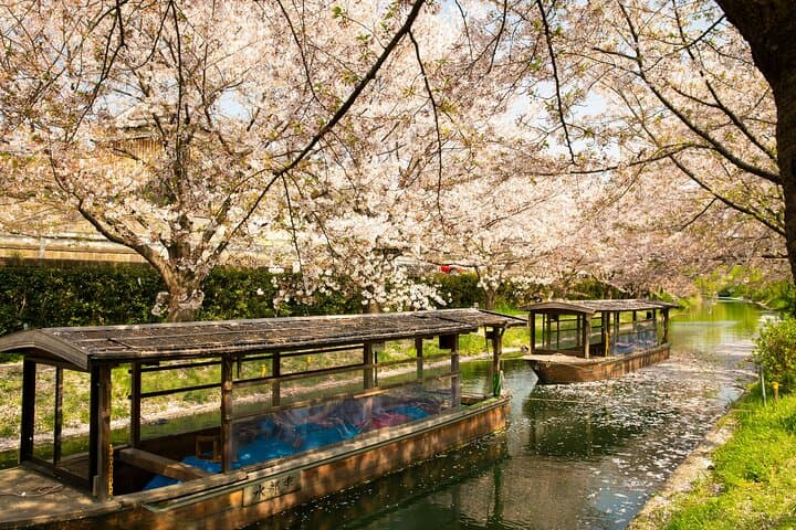 Fushimi Kyoto Walking Tour with Sake Tasting and Canal Boat Ride — photo 11